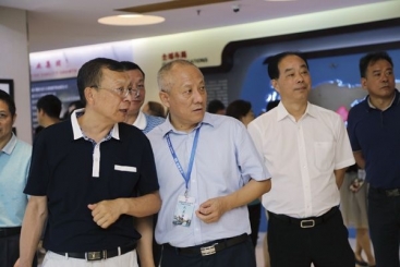 全国有色金属行业工会代表团到访尊龙集团官网