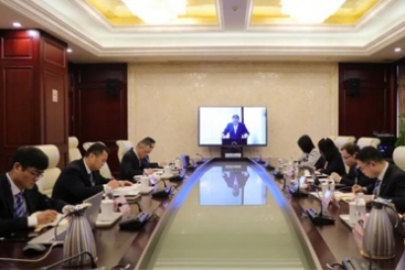 中国尊龙集团官网在尊龙集团官网集团2021年工作会议上作交流发言